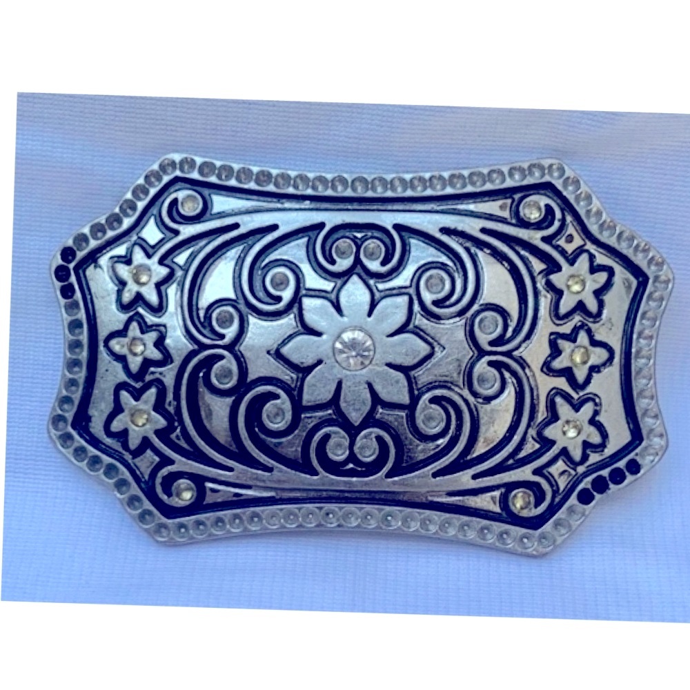 SILVER BELT BUCKLE - large , heavy & excellent condition